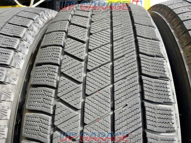 weds (Weds)
Fencer
+
BRIDGESTONE (Bridgestone)
BRIDGESTONE
BLIZZAK
VRX3
215 / 60R17
Made in 2023
Four-08