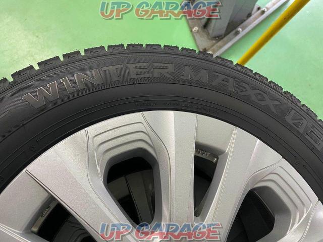 Used wheel unused studless Toyota (TOYOTA)
50 series Prius late genuine
+
DUNLOP (Dunlop)
WINTERMAXX
WM03
195 / 65R15
Made in 2023
Four-04