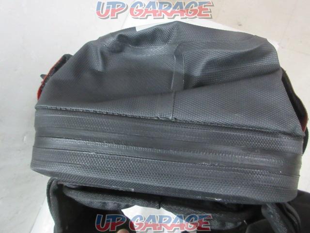 ENDURISTAN
Waterproof
Hurricane
Backpack
(X03047)-07