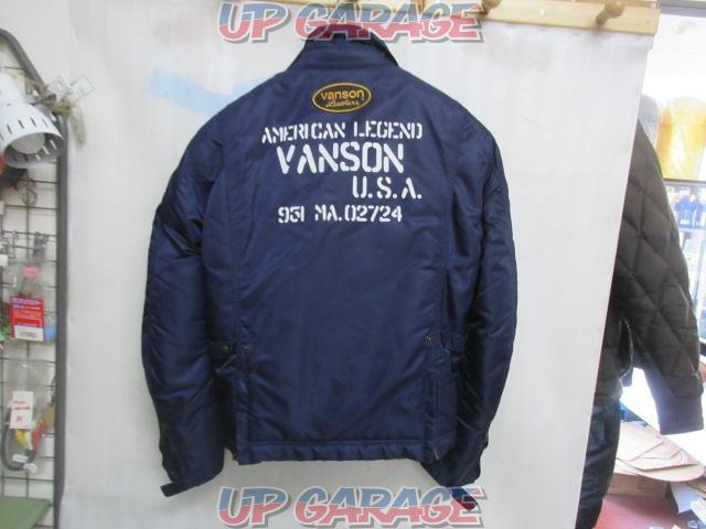 VANSON
VS1644W
Nylon jacket
(X03822)-09