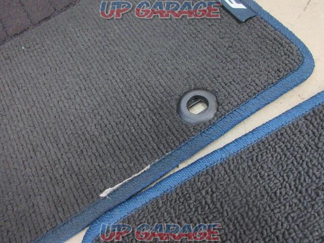 Honda genuine
GE fit genuine floor mat
(X031002)-03