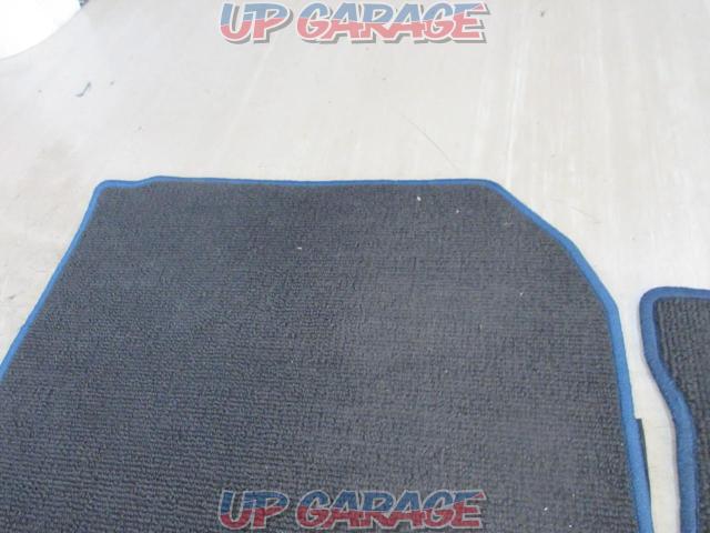 Honda genuine
GE fit genuine floor mat
(X031002)-06