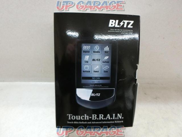 BLITZ Touch-B.R.A.I.N 多機能メーター ■80系エスクァイアにて使用-07