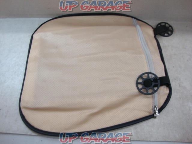 Unknown Manufacturer
Ventilation cushion for seat
Seat surface only-04
