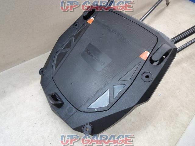 K’s
STYLE??
Rear carrier for top case
■
Z1000SX
'20-02