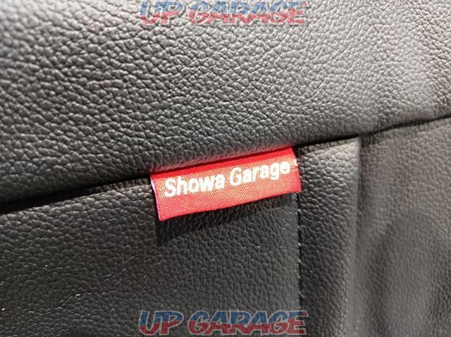 Showa
Garage/Showa Garage
Seat Cover-06