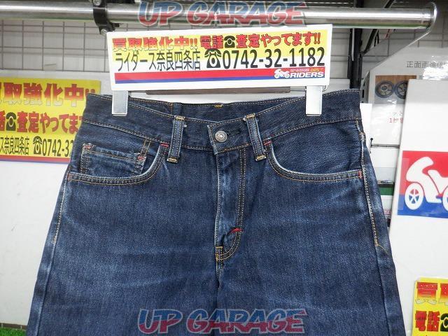 KUSHITANI (Xushitani) × EDWIN
Collaboration jeans-02