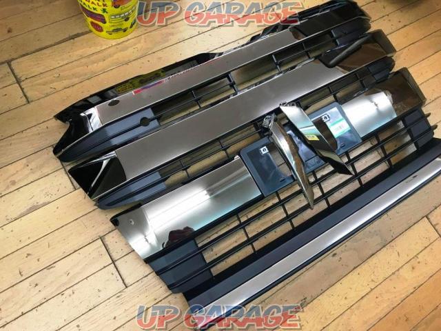 TOYOTA
Noah genuine front grille-02