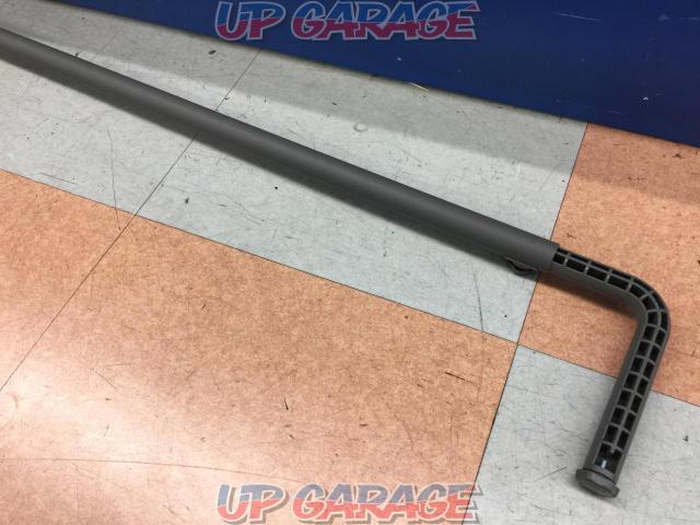 Nissan genuine separate bar
Center pipe only Caravan NV350-05