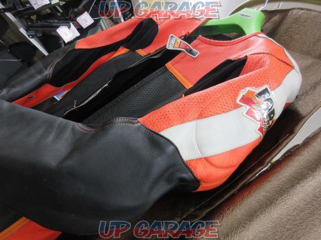 FORZA
Racing suits
Size: M-07