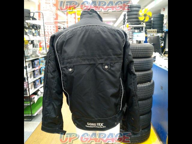 KUSHITANIK-2560-2007-1
Gore-Tex jacket-02