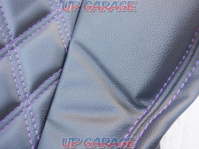 BellezzaWild
Stitch
Black leather look/purple stitching
D737-02