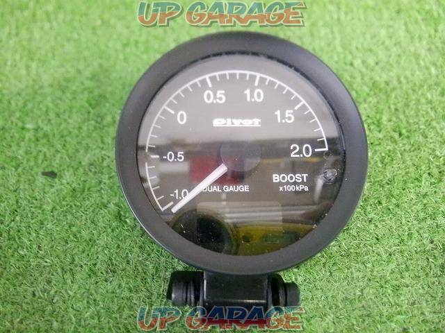 PivotDUAL
GAUGE
RS
Boost meter-06