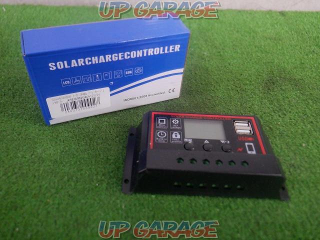 Unknown Manufacturer
solar charge controller-04