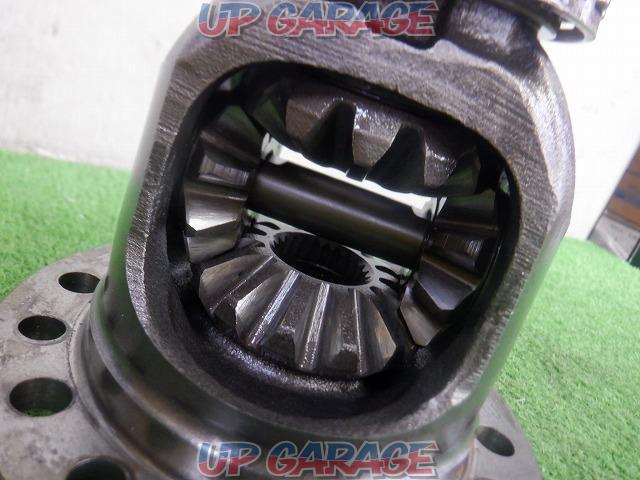 Nissan genuine front differential-02