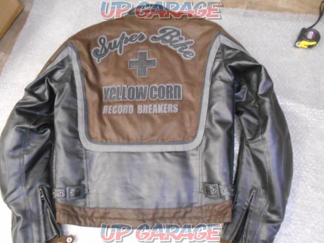 YeLLOW
CORN
Fake leather jacket-08