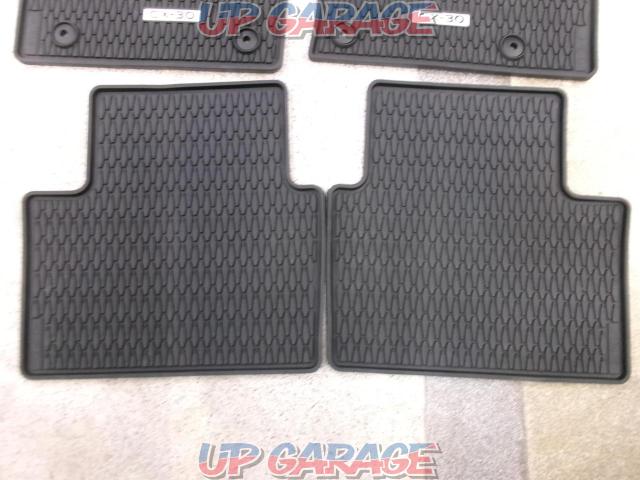 Mazda genuine option
All weather mat
(floor rubber mat)-03