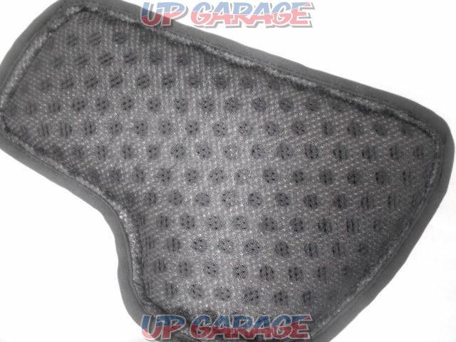 RSTaich
Separate
Honeycomb
Chest protector-06