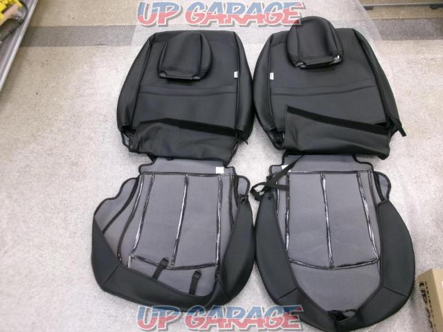Clazzio
Seat Cover
Giacca (Jacka)-05
