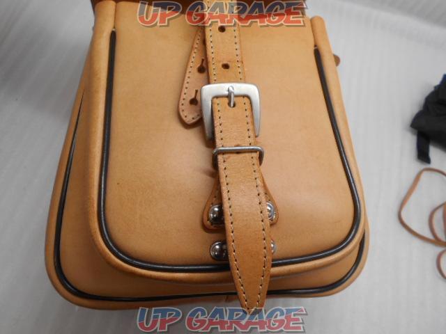 DEGNER
Leather saddle bag-02