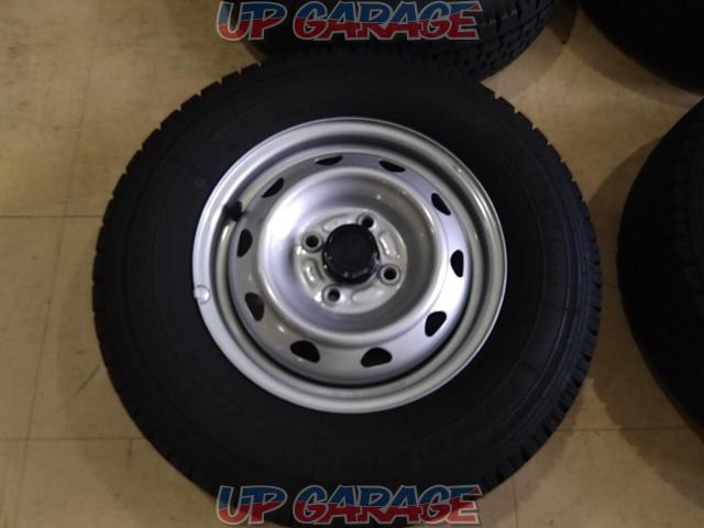 No brand
Steel wheel +
TOYO (Toyo)
DELVEX
935
165 / 80R13
90 / 88N
LT+TOYODELVEX
935 *It will take a few days to confirm stock as it is stored in a separate warehouse.-09