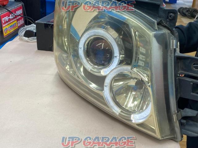 Unknown Manufacturer
Type 1 .2 type
Lighting ring with headlights-03