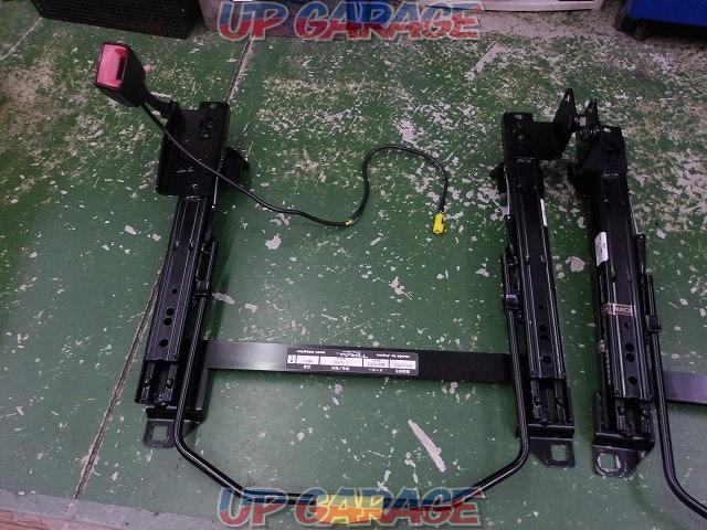 Left and right set TRIAL
Seat rail
For RECARO-06