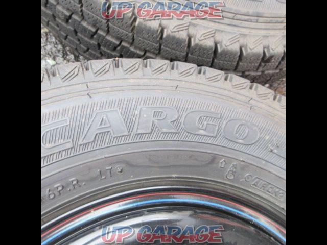 studless tire wheels
Manufacturer unknown steel wheel + GOODYEAR
ICE
NAVICARGO-04