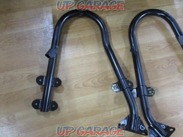 Honda
AP2/S2000 genuine
Roll bar panel with built-in satellite speakers
Right and left-02