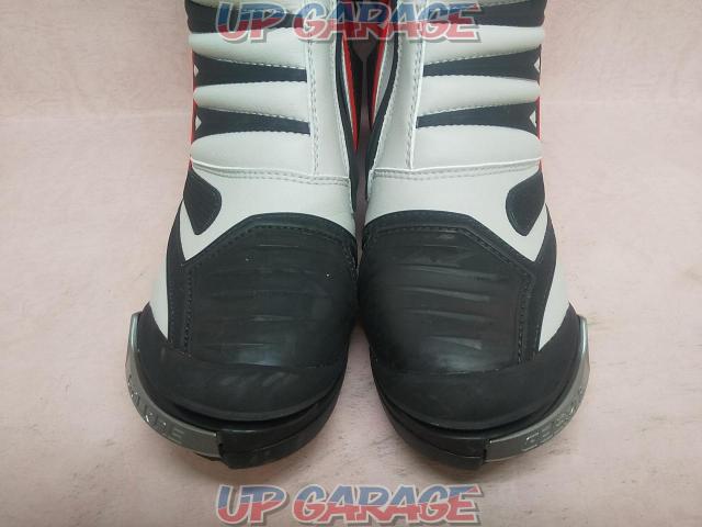 GAERNE (Gaerune)
GP-1
EVO
Racing boots
Size 28.0cm-03