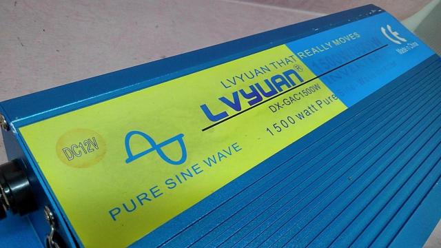 LVYUAN DX-GAC1500W DC12V→AC100V デジタル電圧計付インバーター-05