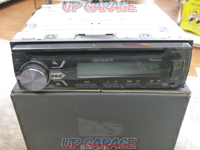 carrozzeria
DEH-4300
CD/USB/MP3/WMA/AUX
Made in 2016-02