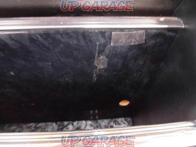 Manufacturer unknown 10 series Alphard
Front table-07