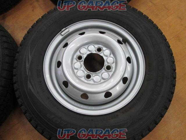 TOPY
12 inches steel wheels
+
DUNLOP (Dunlop)
WINTER
MAXX
SV01-02