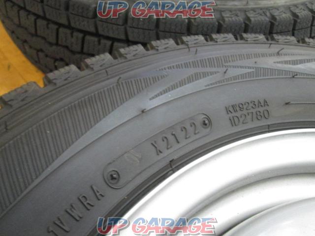 TOPY
12 inches steel wheels
+
DUNLOP (Dunlop)
WINTER
MAXX
SV01-04