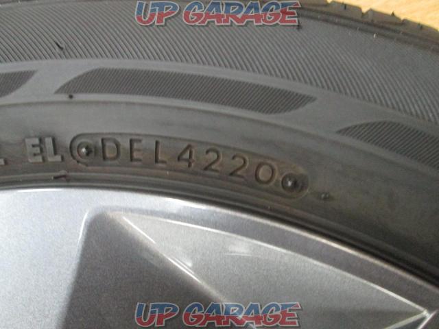 Note
E13
Genuine steel wheel
Others
+
BRIDGESTONE (Bridgestone)
ECOPIA
EP150-08