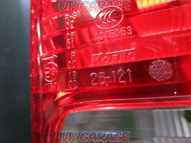 TOYOTA genuine
tail lamp
Right and left
Cold region specifications (for cars with back fog)
Hiace / 200 system
1-3 type
KOITO26-120/KOITO26-121-03