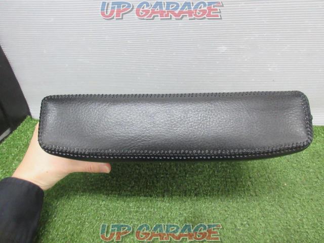 Unknown Manufacturer
Hiace
Armrest
One only-02