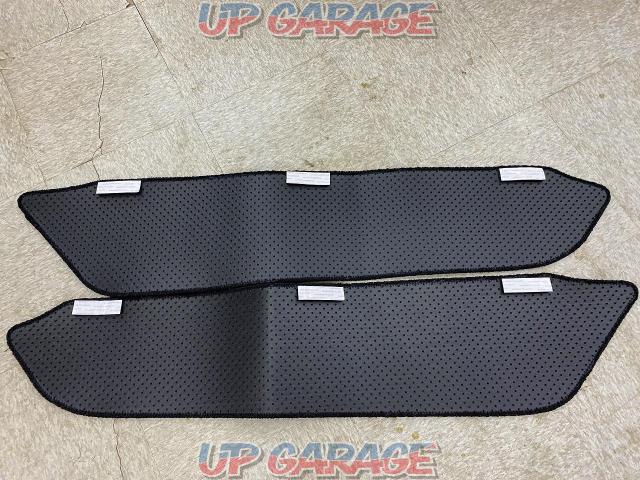 Other steps for 200 series Hiace
Rubber mat
For S-GL
Suitable without power slide-04