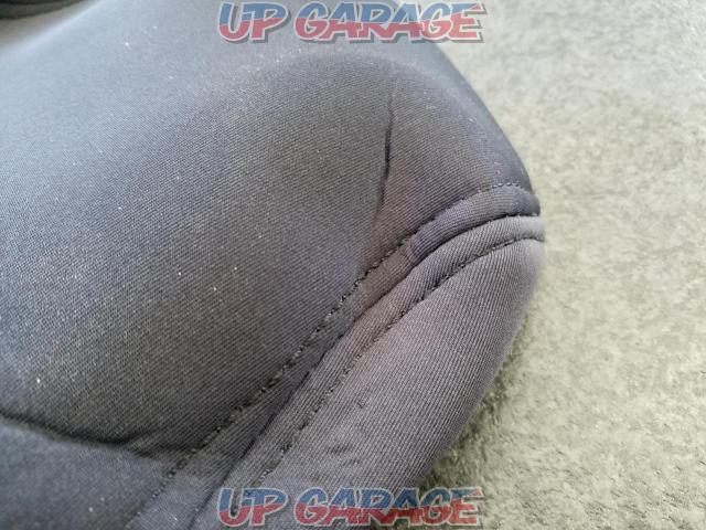 Wakeari
Unknown Manufacturer
Seat Cover-04