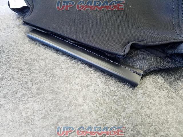Wakeari
Unknown Manufacturer
Seat Cover-05