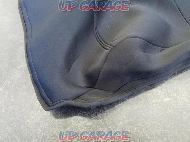 Wakeari
Unknown Manufacturer
Seat Cover-08