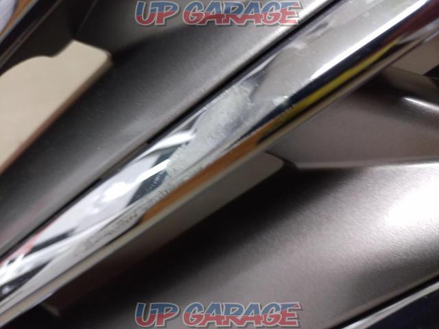 Toyota genuine Alphard (ANH20)
Genuine
Front grille-06