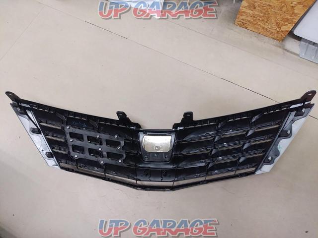 Toyota genuine Alphard (ANH20)
Genuine
Front grille-08