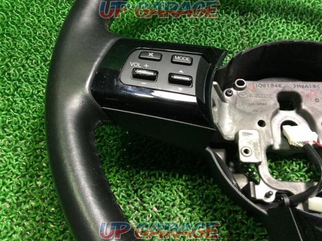 Mazda genuine SE3P
RX-8
Late genuine leather steering wheel
For MT-03