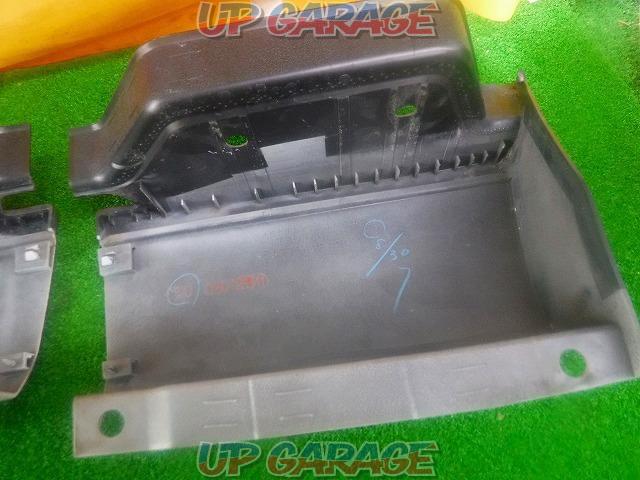 Left and right set TOYOTA genuine
Step plate cover-07
