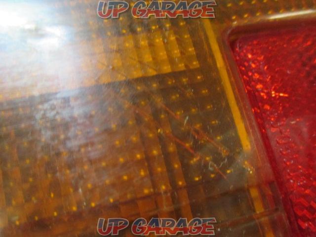 TOYOTA
Starlet/KP61 late genuine tail lamp-03