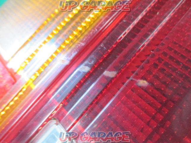 TOYOTA
Starlet/KP61 late genuine tail lamp-05