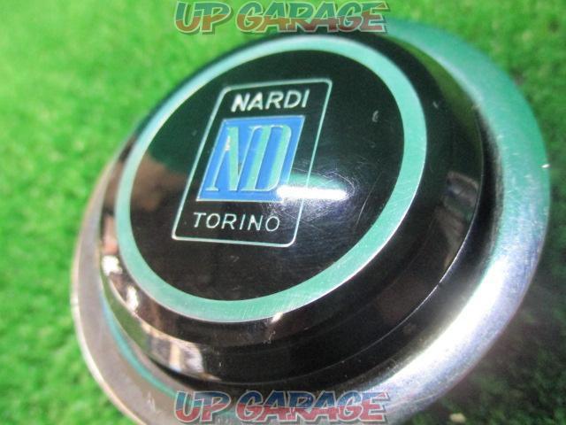 At that time
NARDI
Horn button (no mark)-03