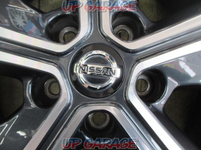 Nissan genuine
Reef
ZE1 original wheel
+
BRIDGESTONE
REGNO
GRVⅡ (manufactured in 2023)-02